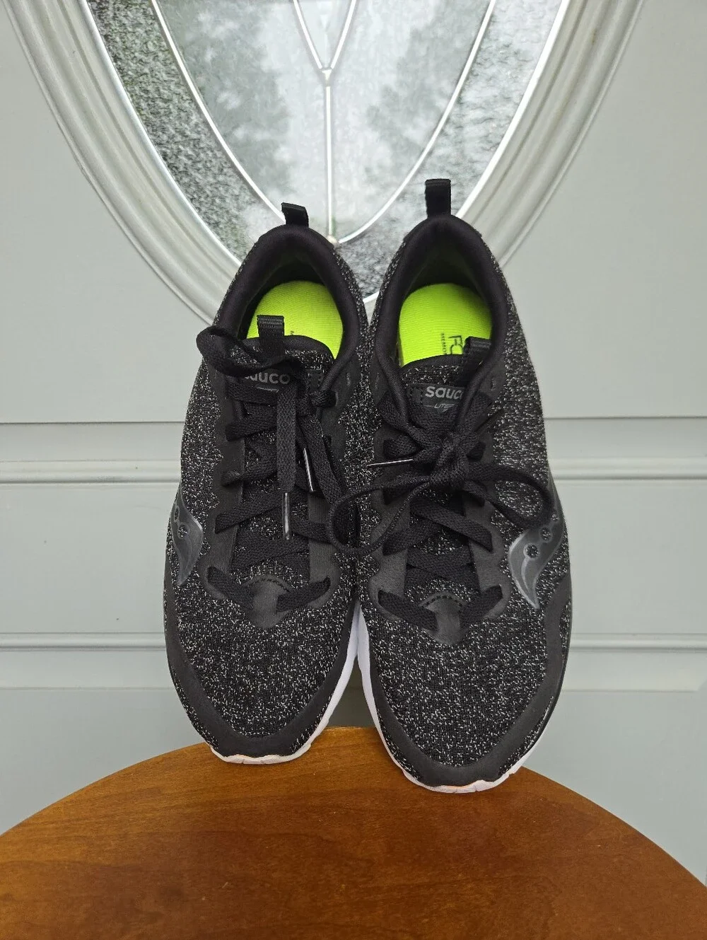 Saucony Liteform Feel Black Sneakers